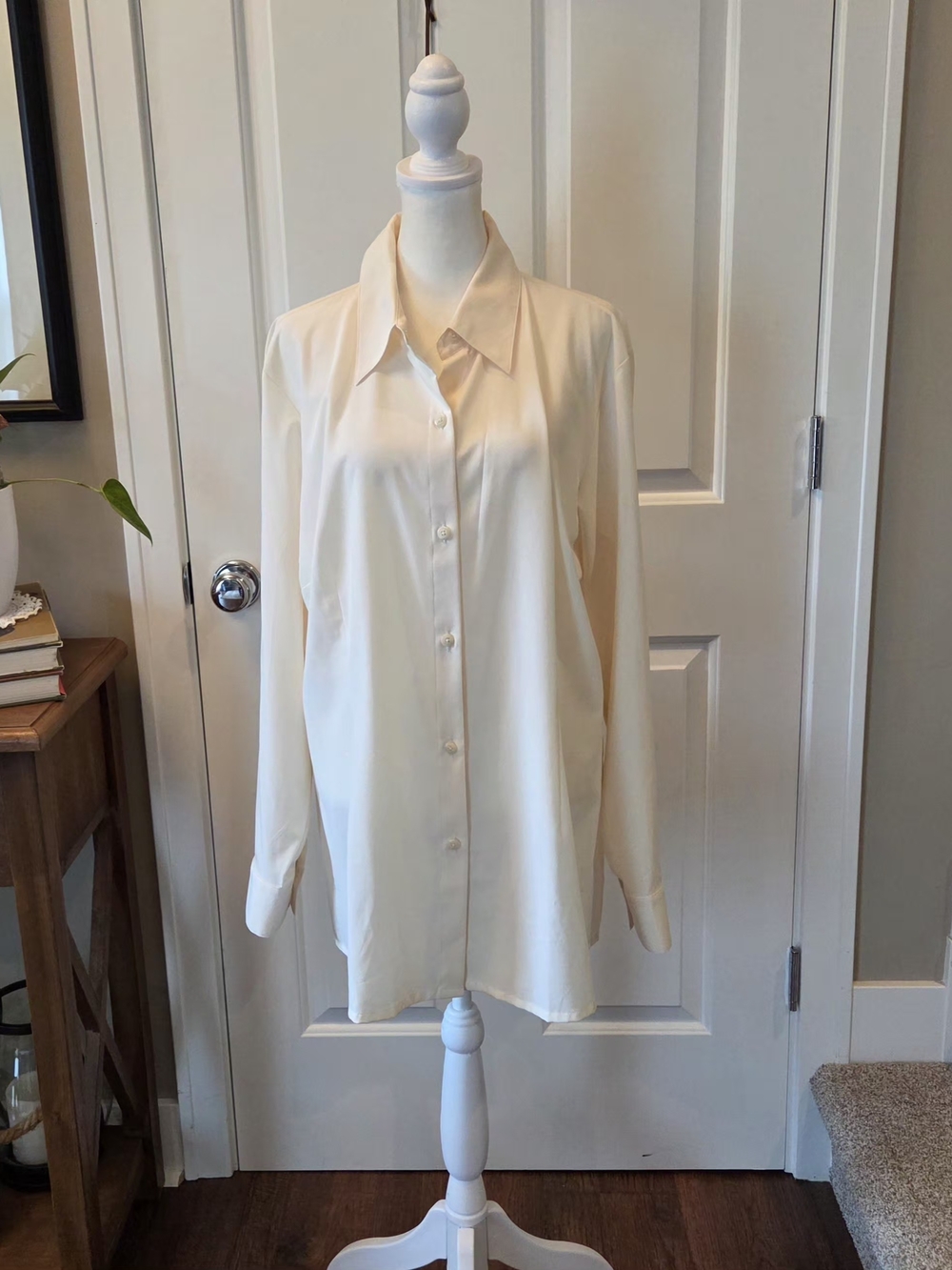 Coldwater Creek Oversized Blouse Womens XL EUC Cream Button Up